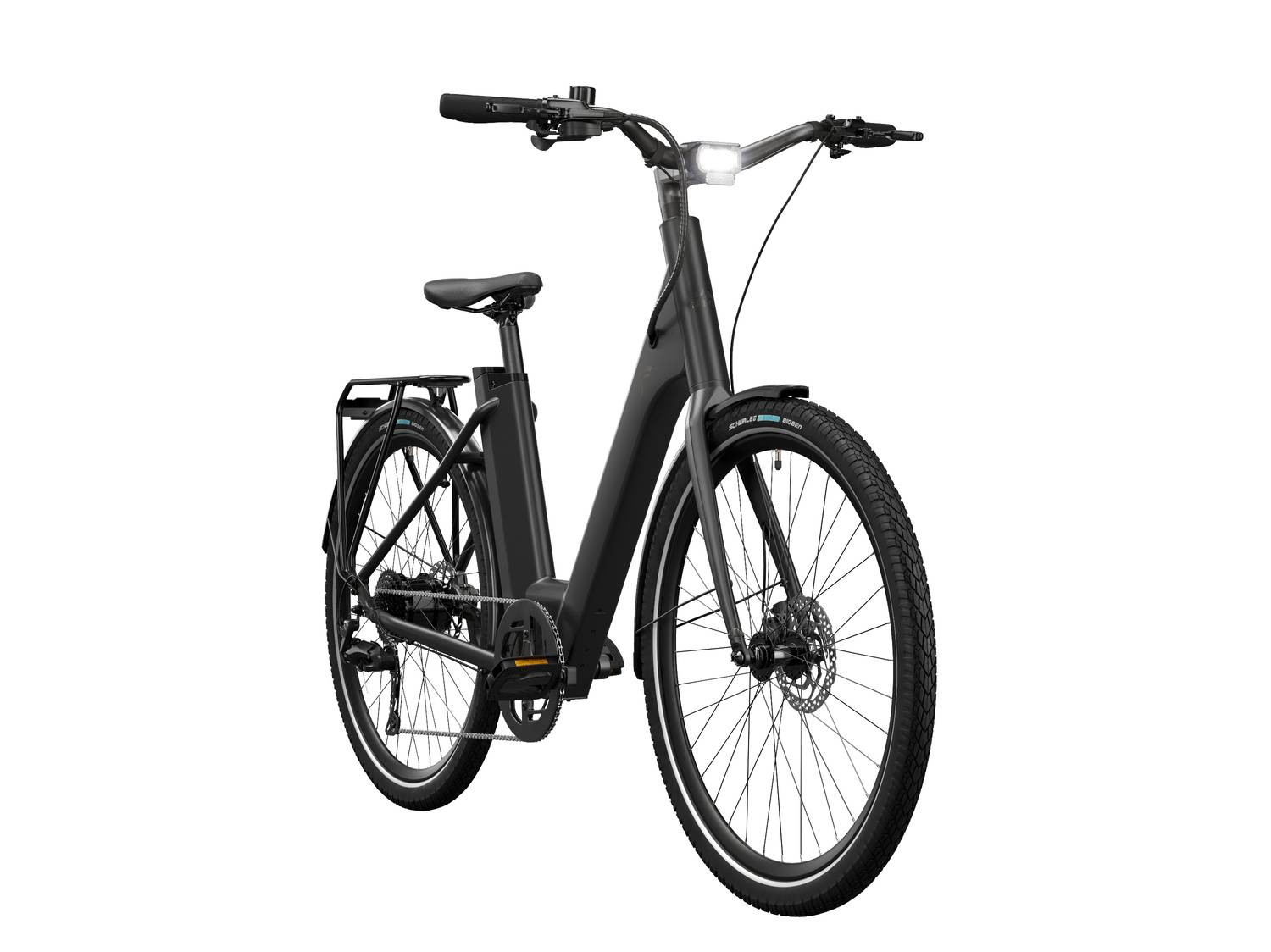 Bicicletta elettrica da città nera con portapacchi posteriore e luce anteriore.