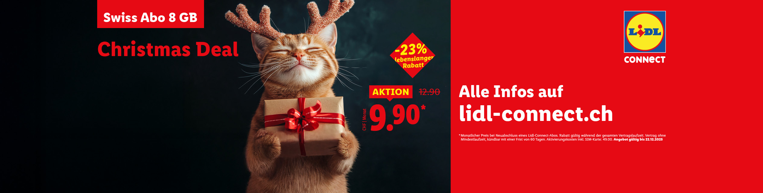 Eine rote Katze mit Rentiergeweih und Geschenk, die ein Lidl Connect Weihnachtsangebot bewirbt.