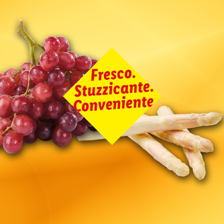 Uva rossa e asparagi bianchi su sfondo giallo con il testo 'Fresco. Stuzzicante. Conveniente.'
