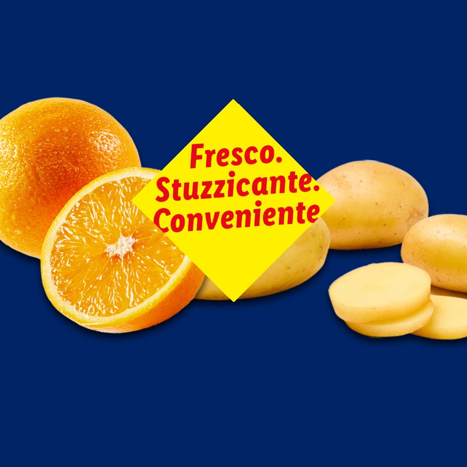 Orangen und Kartoffeln mit dem Text „Frisch. Lecker. Günstig.“ auf blauem Hintergrund.