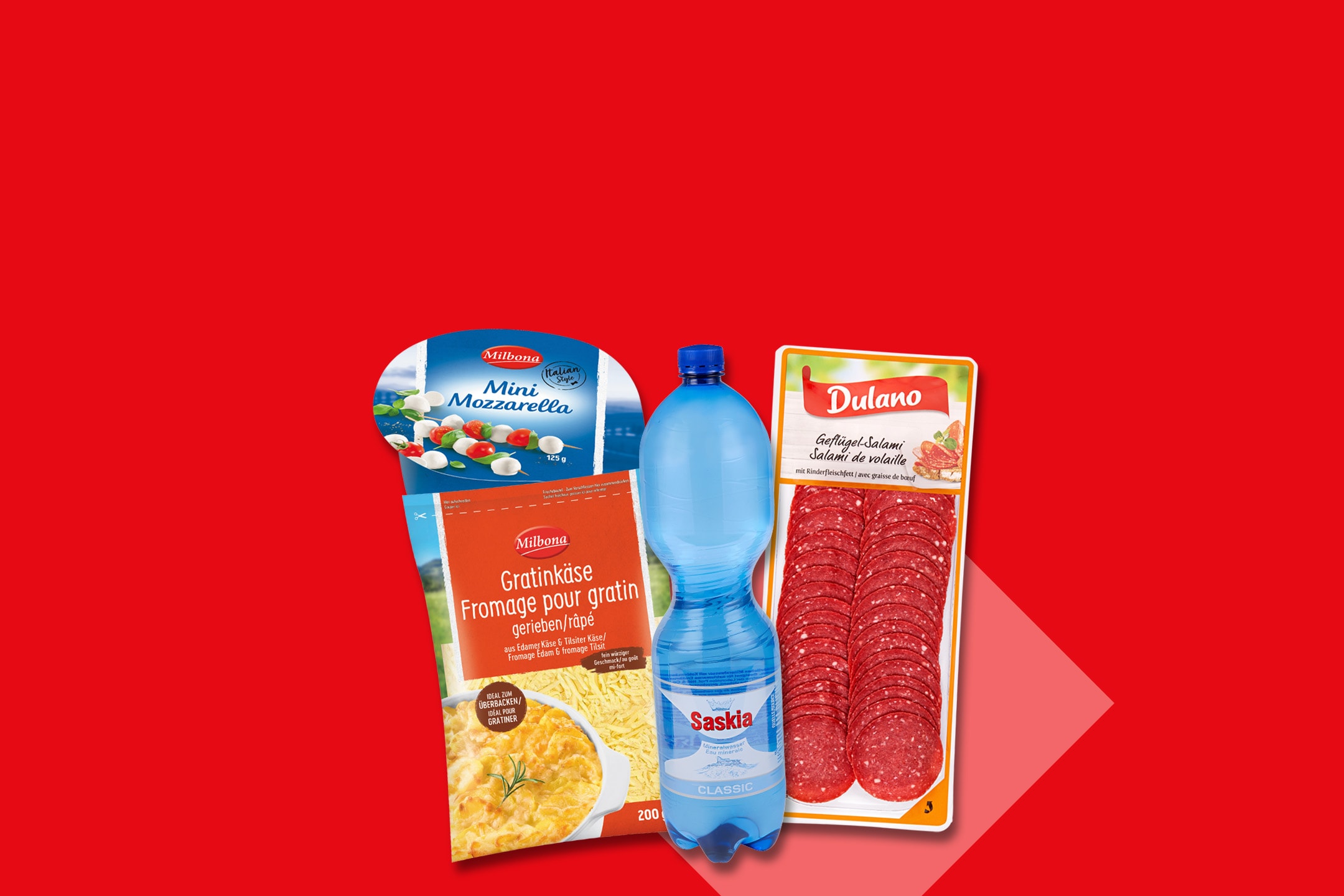 Bouteille d'eau minérale, fromage râpé pour gratin, mini mozzarella et salami de volaille.