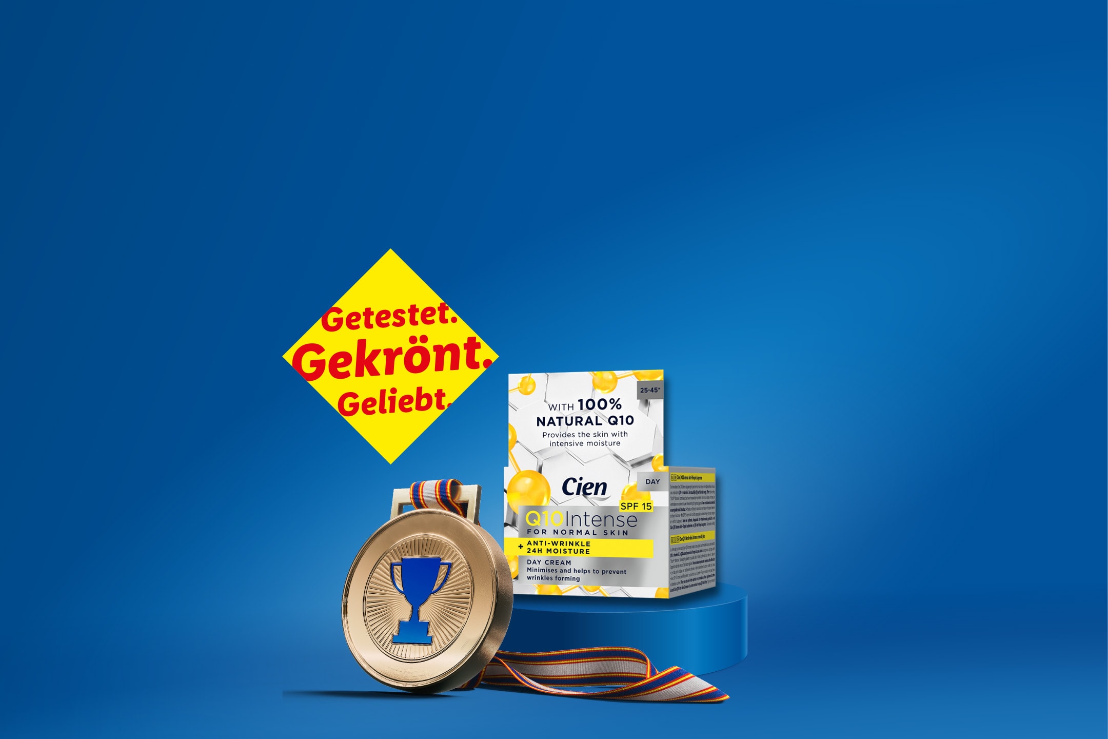 Tagescreme mit Q10 und SPF 15, ausgezeichnet mit einer Medaille, auf blauem Hintergrund.