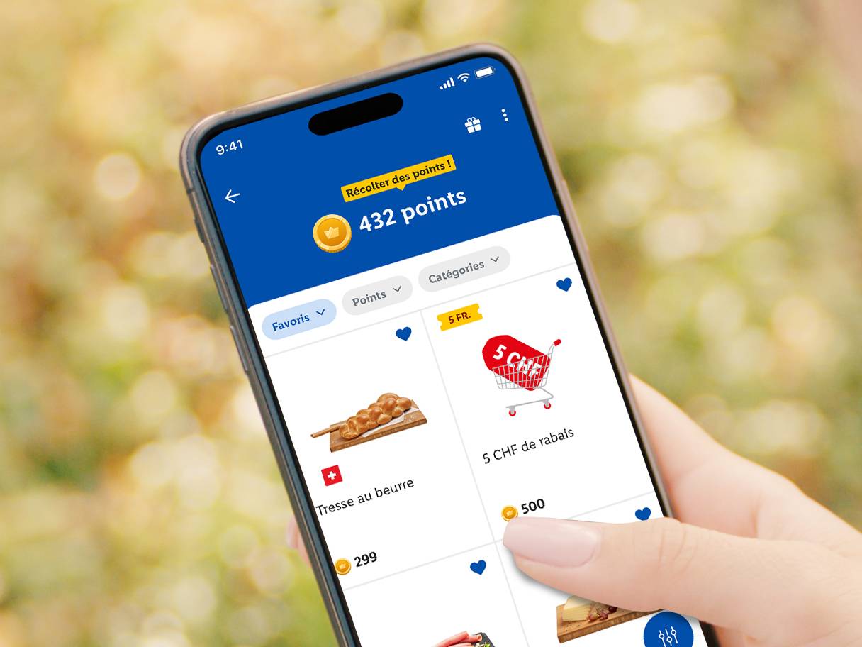 Une application mobile affichant des points de fidélité et des offres pour la tresse au beurre et 5 CHF de réduction.