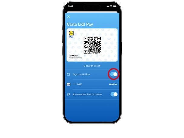 Schermata dello smartphone che mostra la carta Lidl Pay con codice QR e opzioni di pagamento.