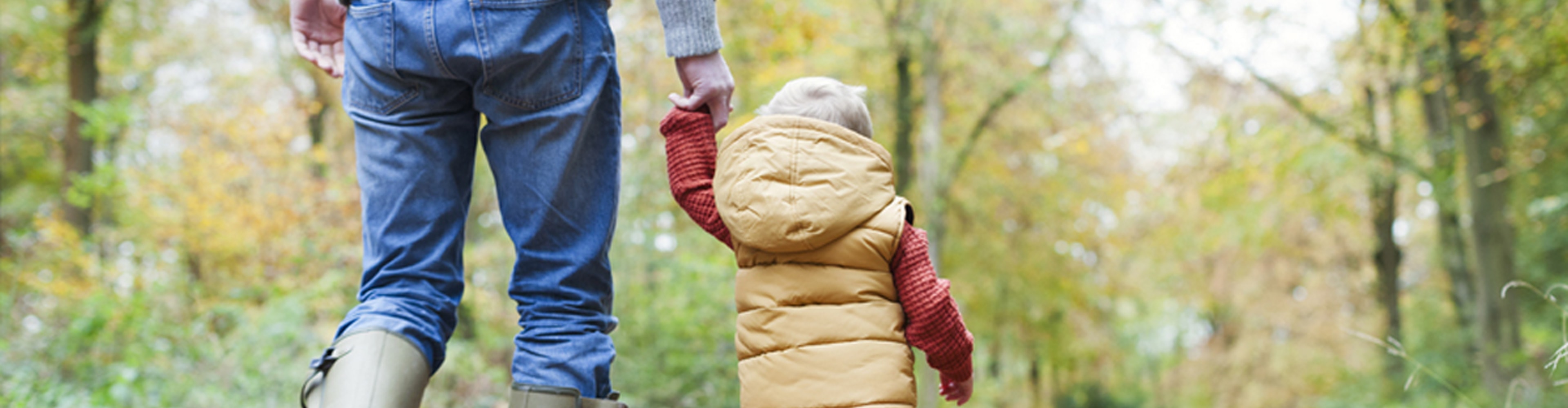 Que puis-je entreprendre avec des enfants en automne? Réponse avec huit idées outdoor.