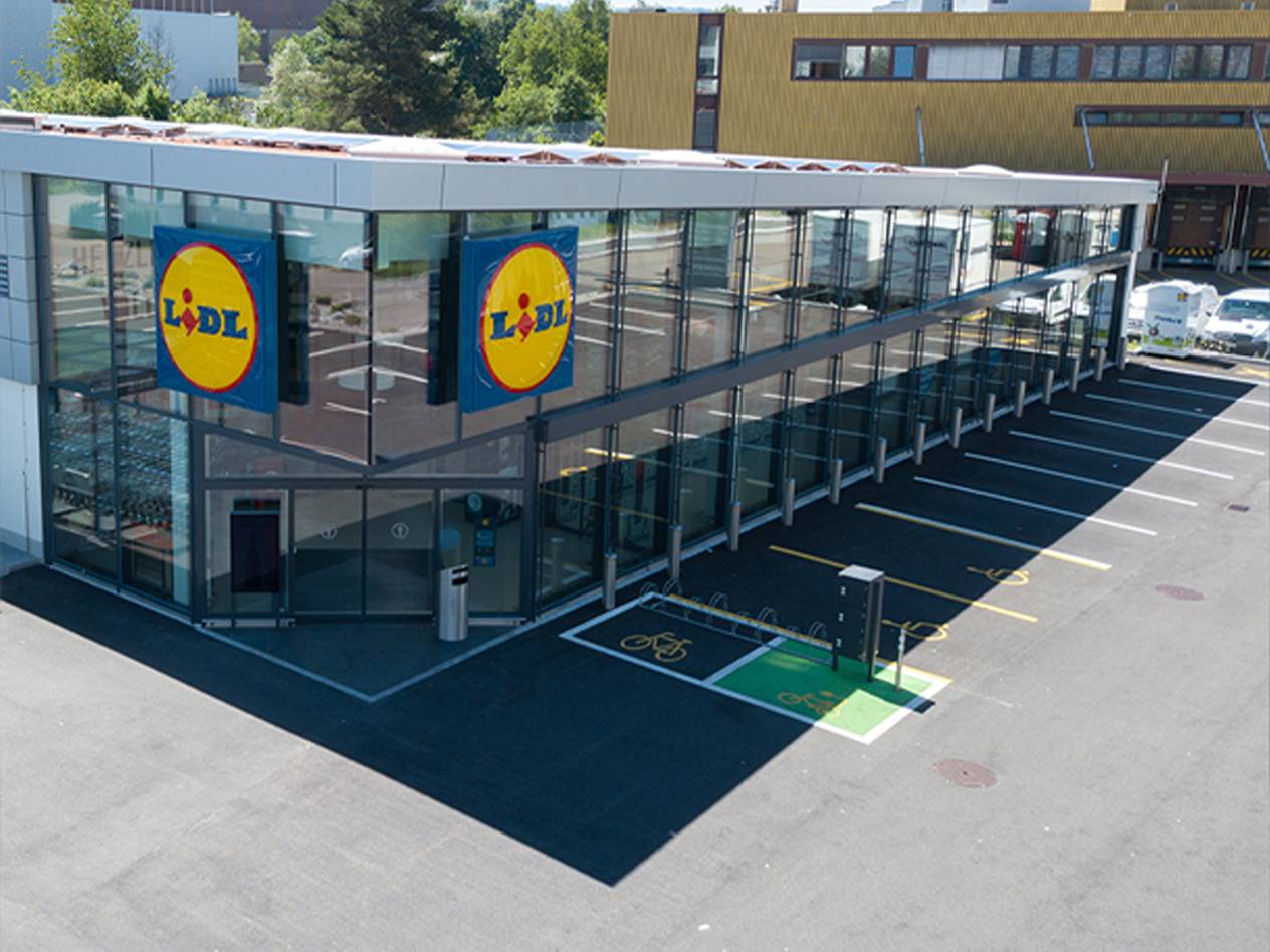 Parkplätze bei Lidl Schweiz