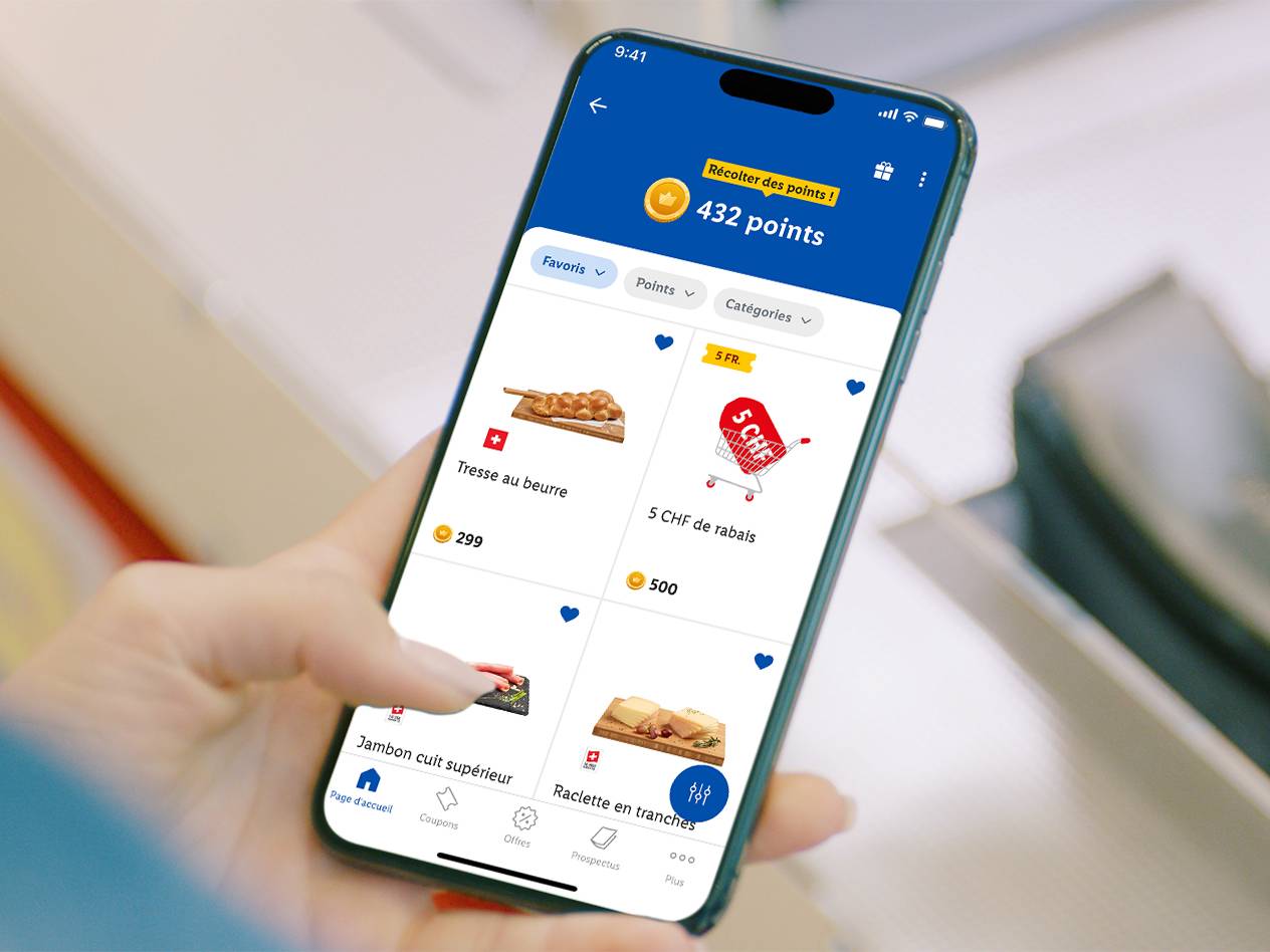 Application mobile affichant des points de fidélité, des tresses au beurre, du jambon et de la raclette.