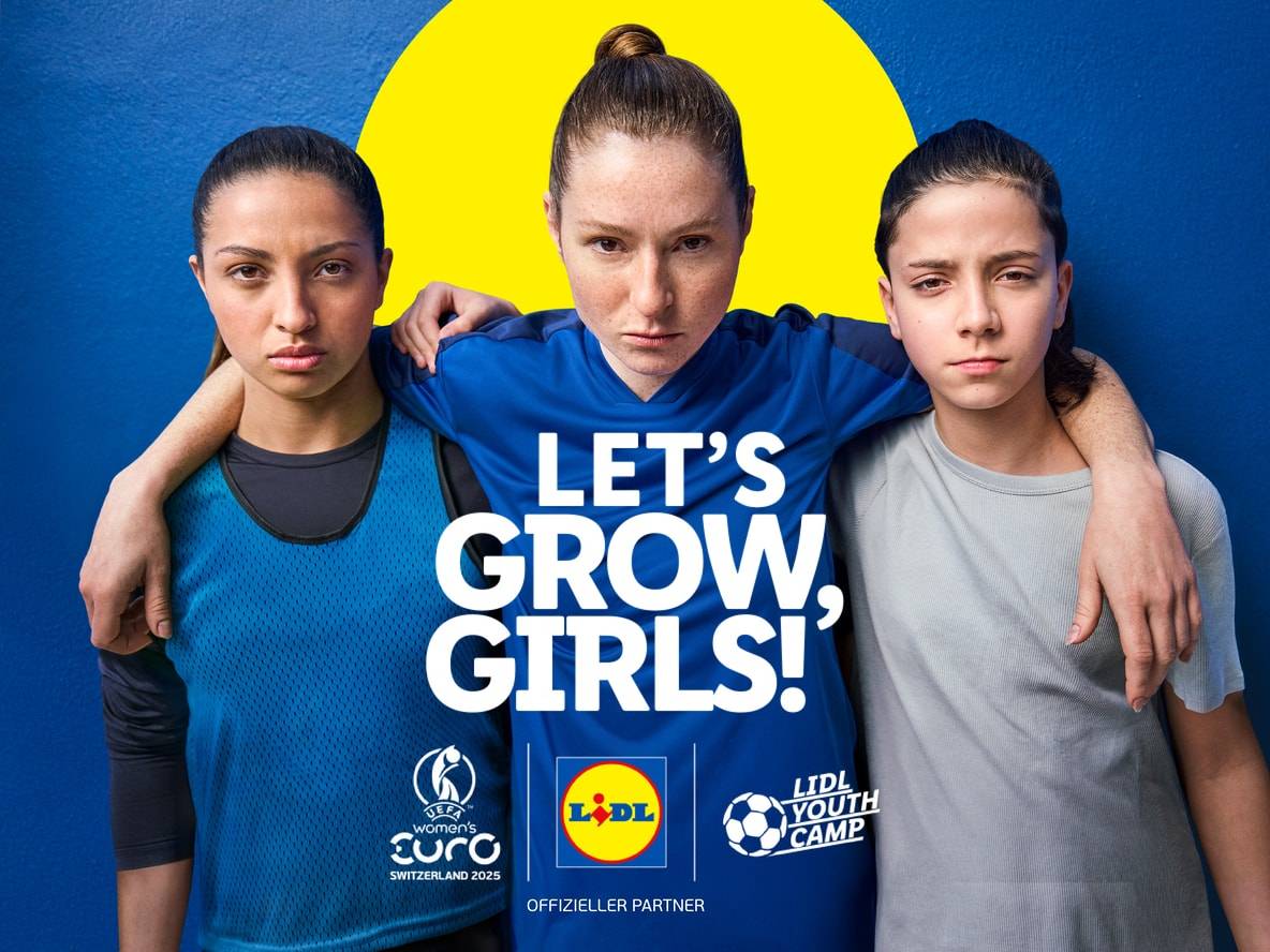 Lidl fördert Mädchenfußball mit seinem Jugendcamp und der Frauen-EM 2025.